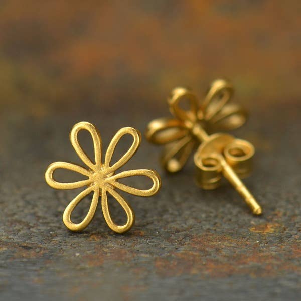 Daisy Stud Earrings