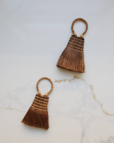 Mini Palm Fiber Brush with Handle