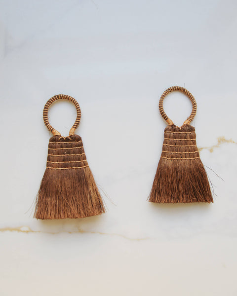 Mini Palm Fiber Brush with Handle