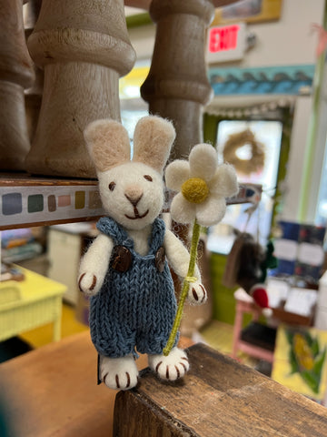 Felted Bunny With Flower